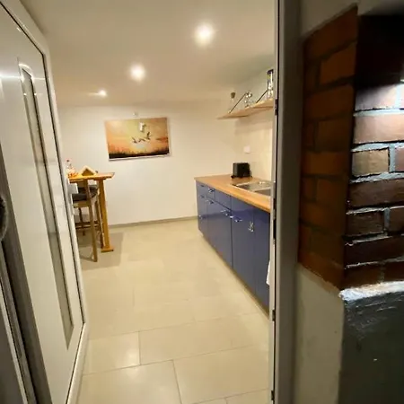 Gemuetliche Moeblierte Souterrain Wohnung Hannover Exterior photo