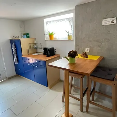 Gemuetliche Moeblierte Souterrain Wohnung Hannover Exterior photo