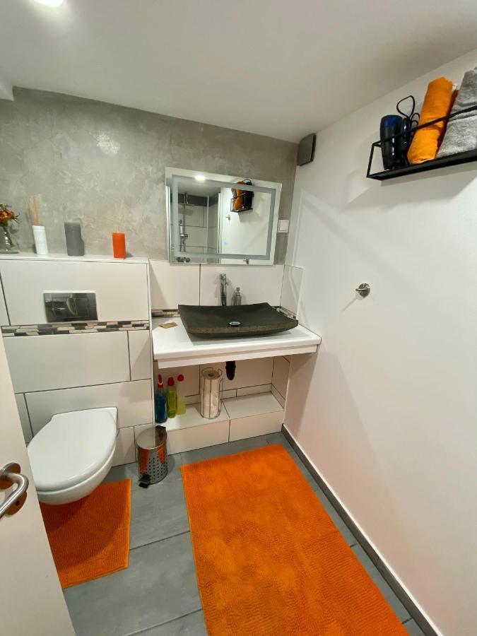 Apartment Gemuetliche Moeblierte Souterrain